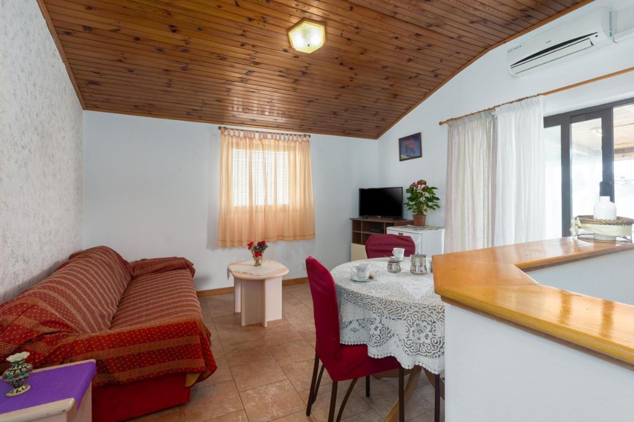Apartman Ana ポレッチ エクステリア 写真